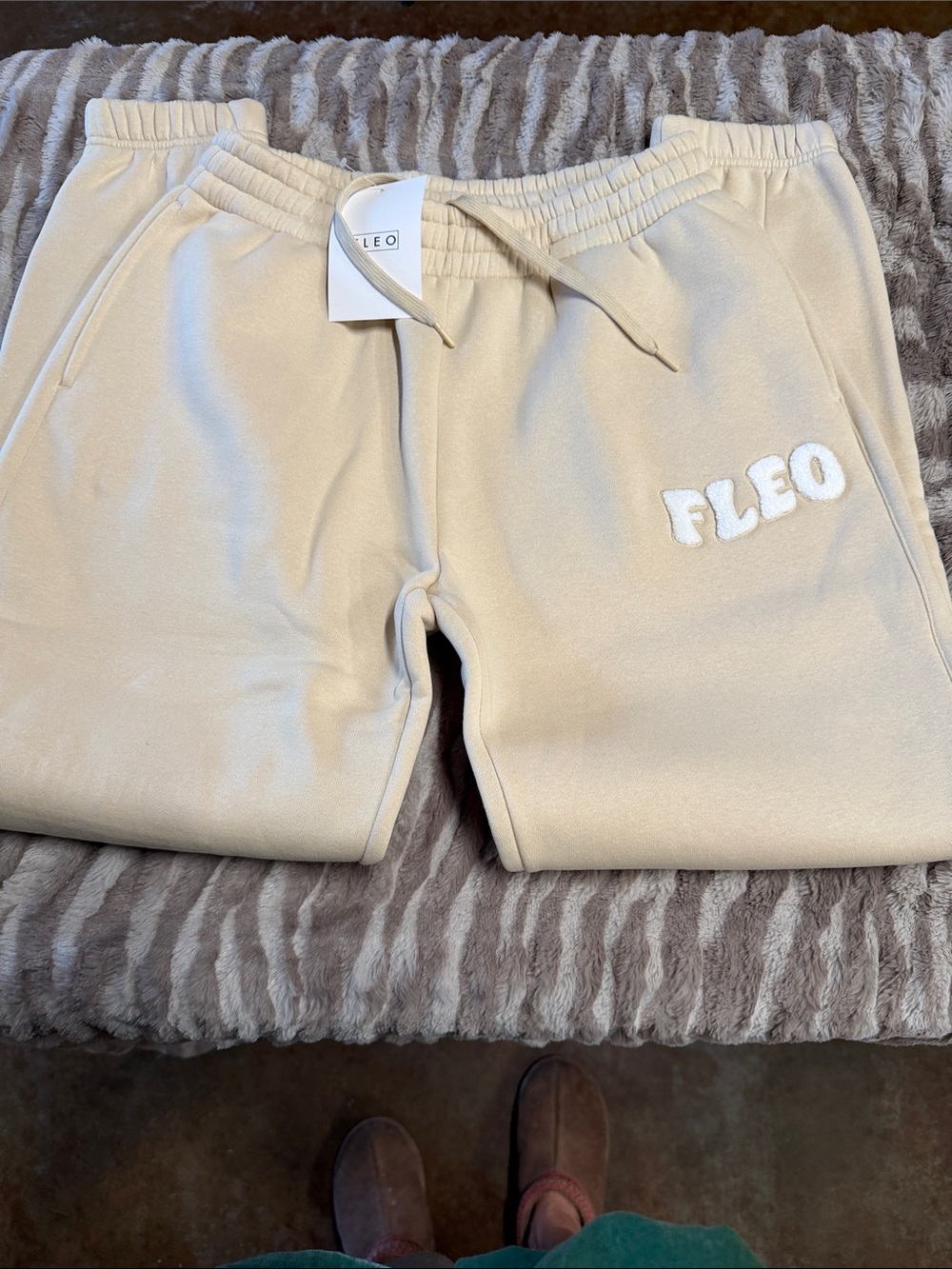 Fleo Womens Cream Weekender Jogger Pants - Picture 8 of 10